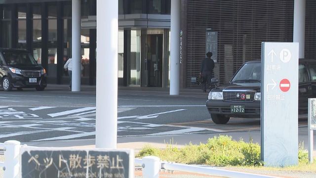 病院敷地に血を流した男性　棒で殴られ車に乗せられる目撃情報も　事件に巻き込まれたか　男性はその後死亡が確認される　愛知・豊川市