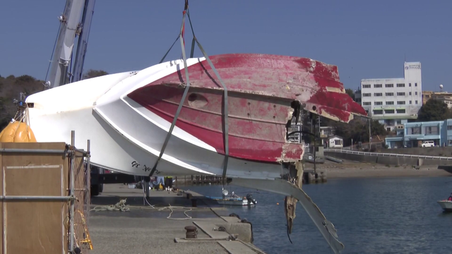 “船がまっすぐ向かってきた”12人死傷の船舶事故、貨物船は減速せずに衝突か...逮捕の航海士「回避動作を取ったが間に合わなかった」 三重・鳥羽市沖