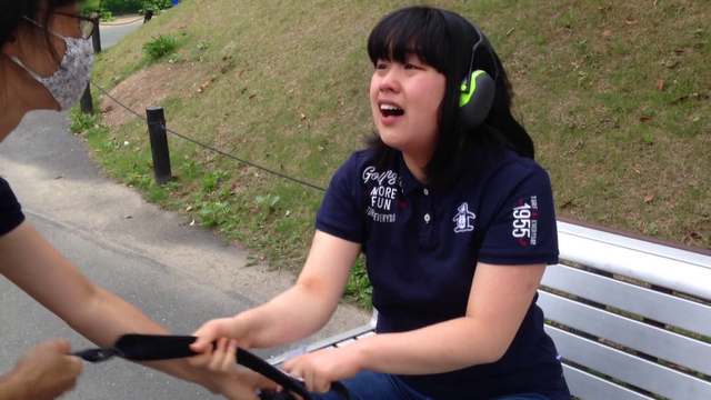 いつもと違う動物園を求めて...親子が“休園日に通う”ワケ 自閉症の娘と家族の穏やかな一日