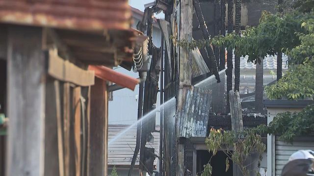 垂井町の住宅で火事　焼け跡から2人の遺体が見つかる