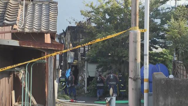 垂井町の住宅で火事　焼け跡から2人の遺体が見つかる