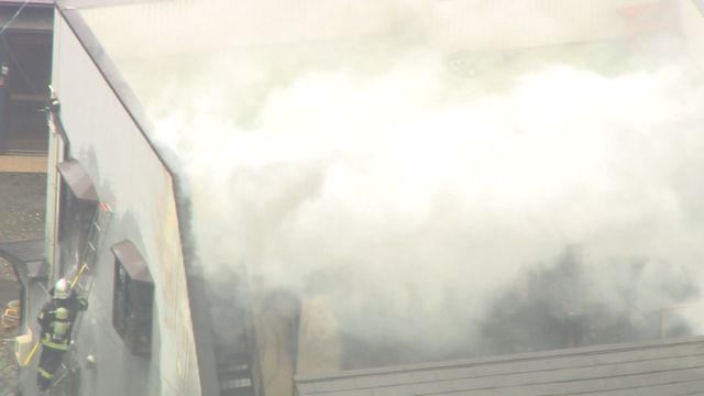 男性１人が死亡　西尾市の住宅で火災　消火活動続く （９月２９日 午前１１時３０分現在）