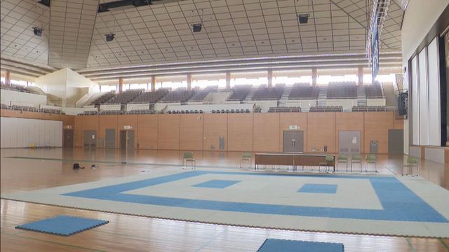 武道館で天井からカバー落下 破片が女性の右手首にあたる 当時館内では空手の大会が行われる 愛知・岡崎市