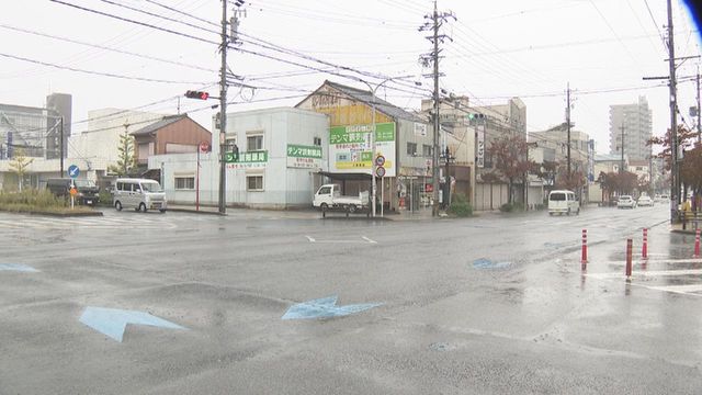 交差点で乗用車と軽ワゴン車が衝突　軽ワゴン車の男性が軽いけが　乗用車を運転していた男性が飲酒運転か　愛知・岡崎市