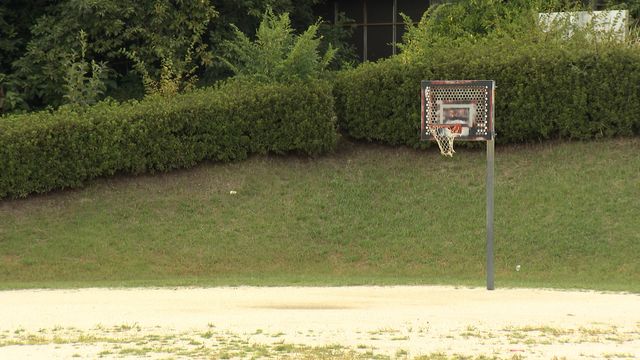 「お前いくら持ってんの」「警察呼ぶかもしれないからスマホ没収な」 16歳の男子高校生に暴行を加え現金などを脅し取ったか 21歳の男ら5人逮捕 愛知・碧南市