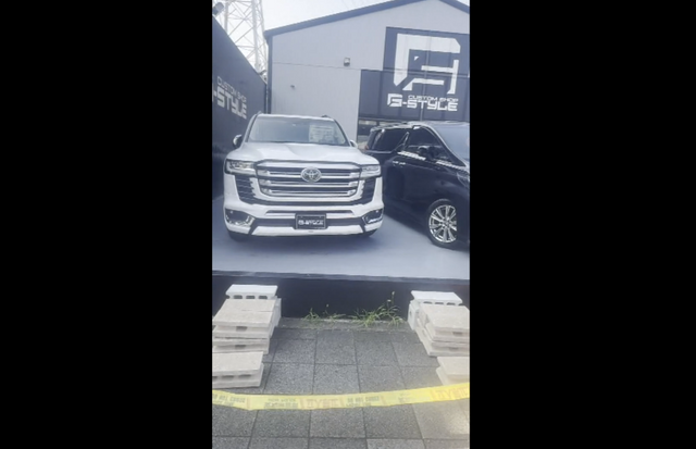 高級車の助手席ドアに開けられた穴⁉　名古屋周辺の自動車販売店で相次ぐ　海外での転売ルートをもつ犯行グループ関与か