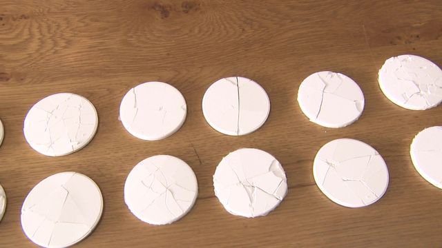 アジア大会メダルの製作現場へ 予想外が連発!メダルのレシピ 美しさの秘密はドボン&ぺちん!? 大会スローガンを亀裂に込めて