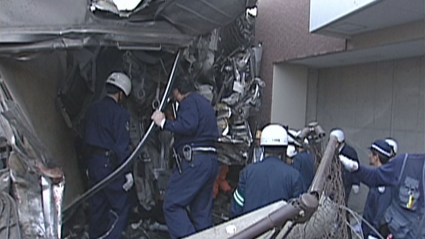 ルポ】記者が見た「時が止まったまま」の事故車両 非公開の保存施設の 
